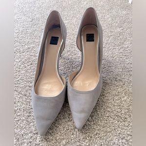 White House Black Market suede pumps